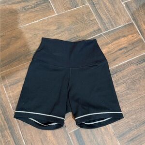 Nike Black High-Waist Training Bike Shorts with Contrast Trim size XS